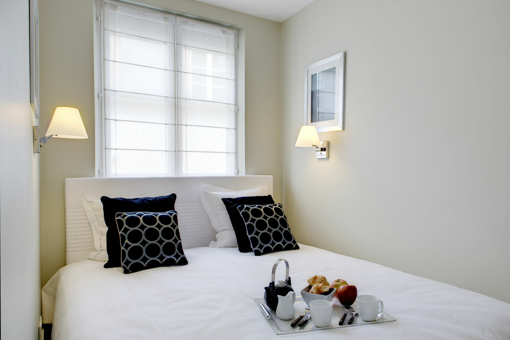 Europea - Montaigne * Paris